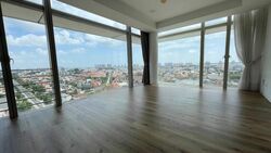 The Trumps (D14), Condominium #470443171